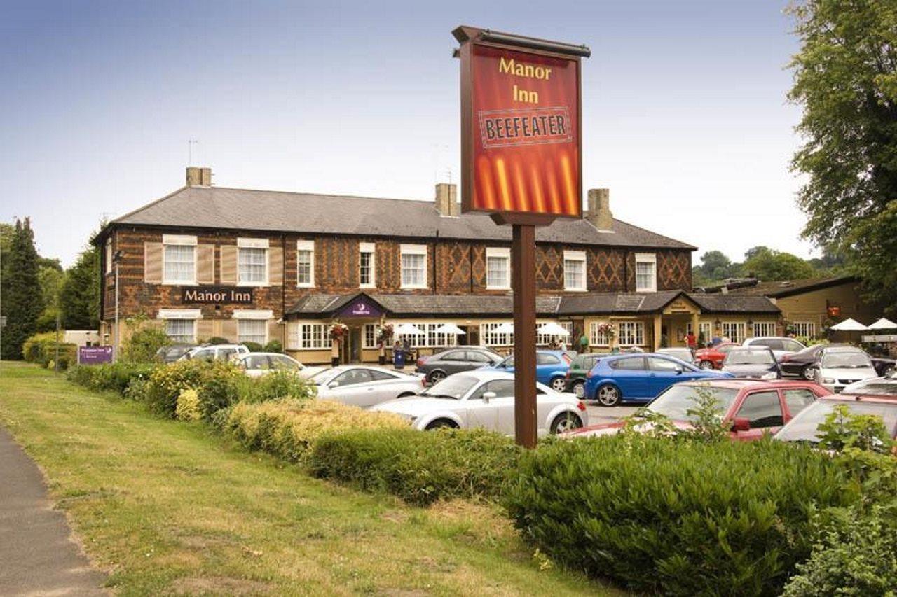 Premier Inn Godalming Exterior photo